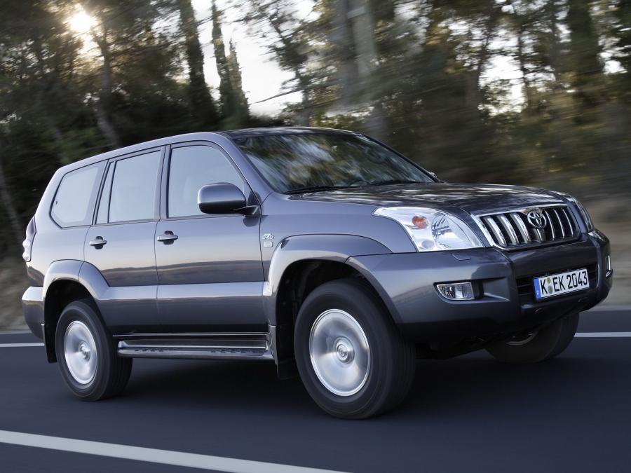  Toyota Land Cruiser Prado 120 5-Door 2007 года  (фото 8 из 22)